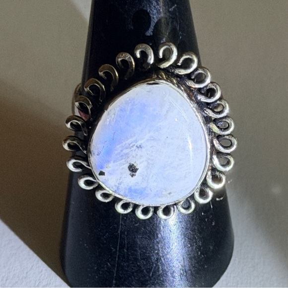 New 925 Sterling Silver Blue Flash Moonstone Uncommon Artisan Uncommon Ring - Picture 15 of 17